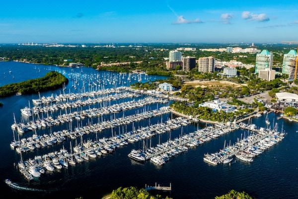 Miami Vacation Rentals-Coconut Grove