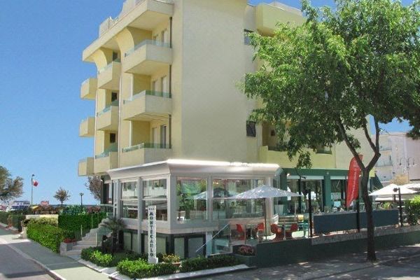 Hotel Montecarlo - Vista Mare Con Piscina