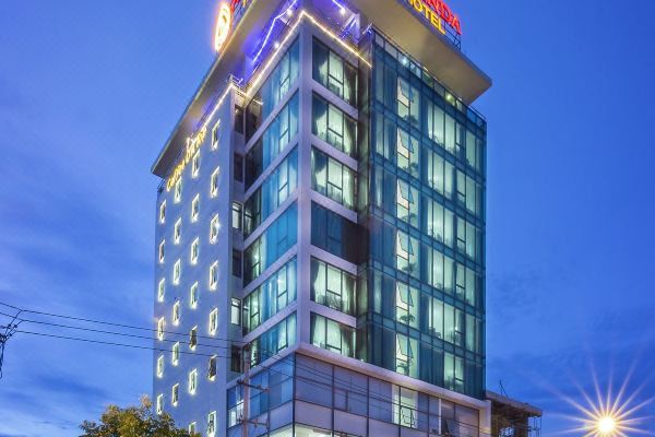 Amanda Hotel