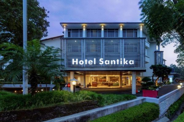 Santika Pasirkoja-Bandung