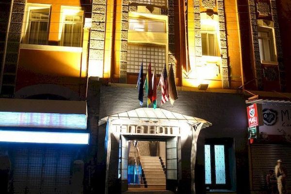 Tana Hotel