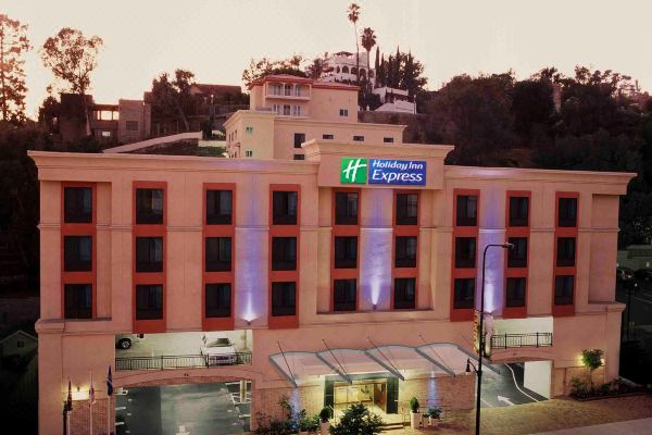 Holiday Inn Express Hollywood Walk of Fame, an IHG Hotel
