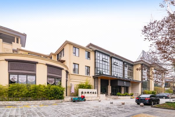 Yi Bo Hu Pan Hotel