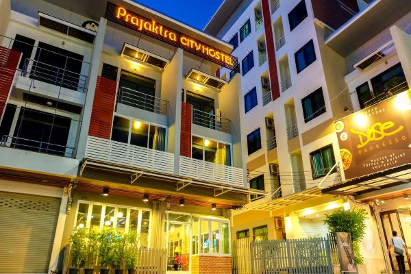 Prajaktra City Hostel