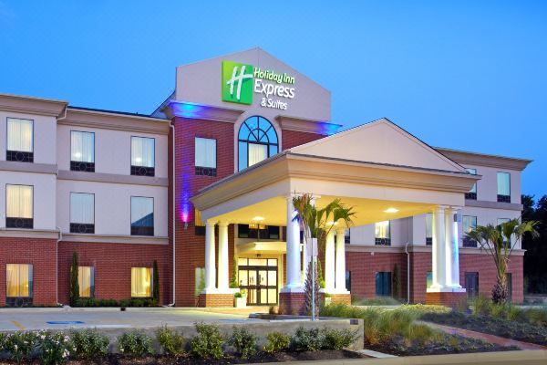 Holiday Inn Express Hotel & Suites Hearne, an IHG Hotel