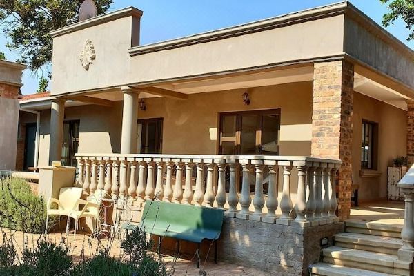 Maison de Leo Luxury Guesthouse