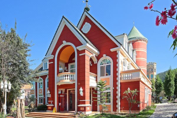 Victoria Castel