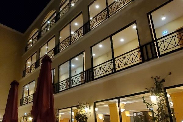 Mati Hotel