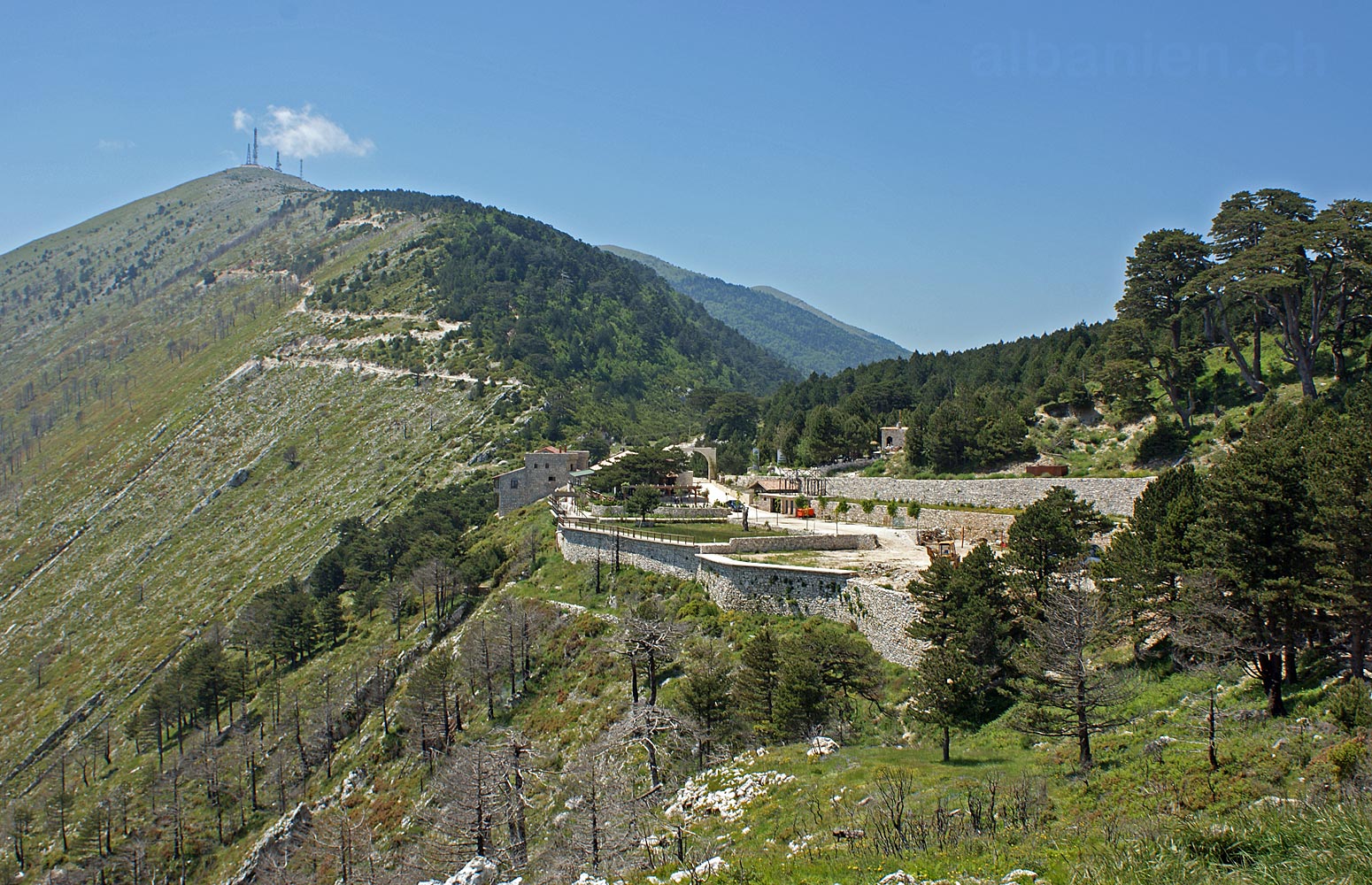 Holiday rentals Llogara