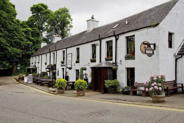 The Falls of Dochart Inn