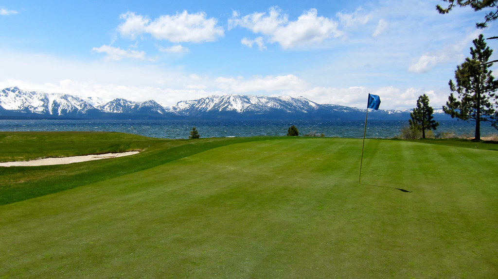 Holiday rentals Lake Tahoe Golf Course