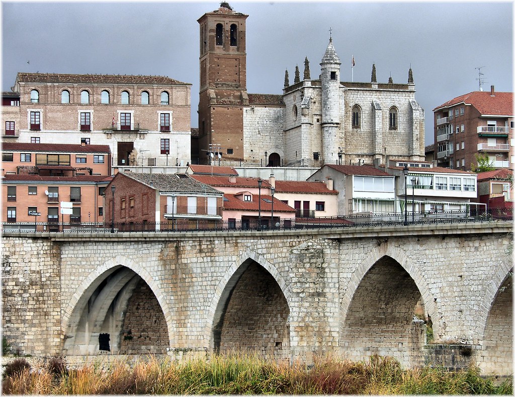 Hotels in Tordesillas