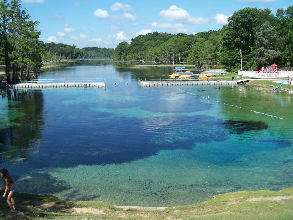 Holiday rentals Grand Ridge
