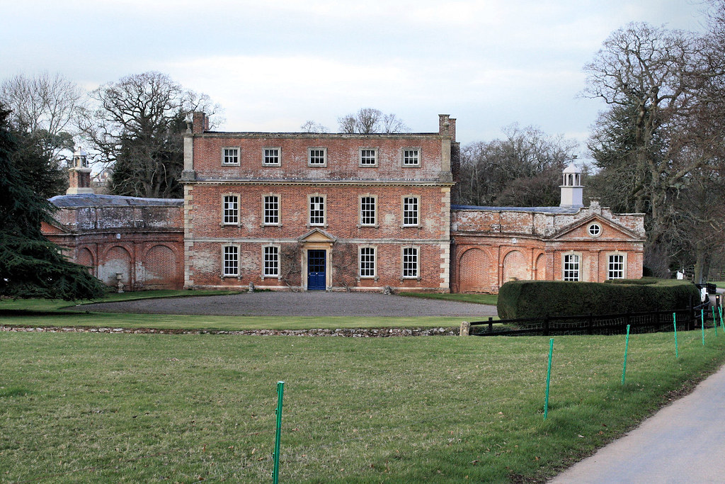 Holiday rentals Barford