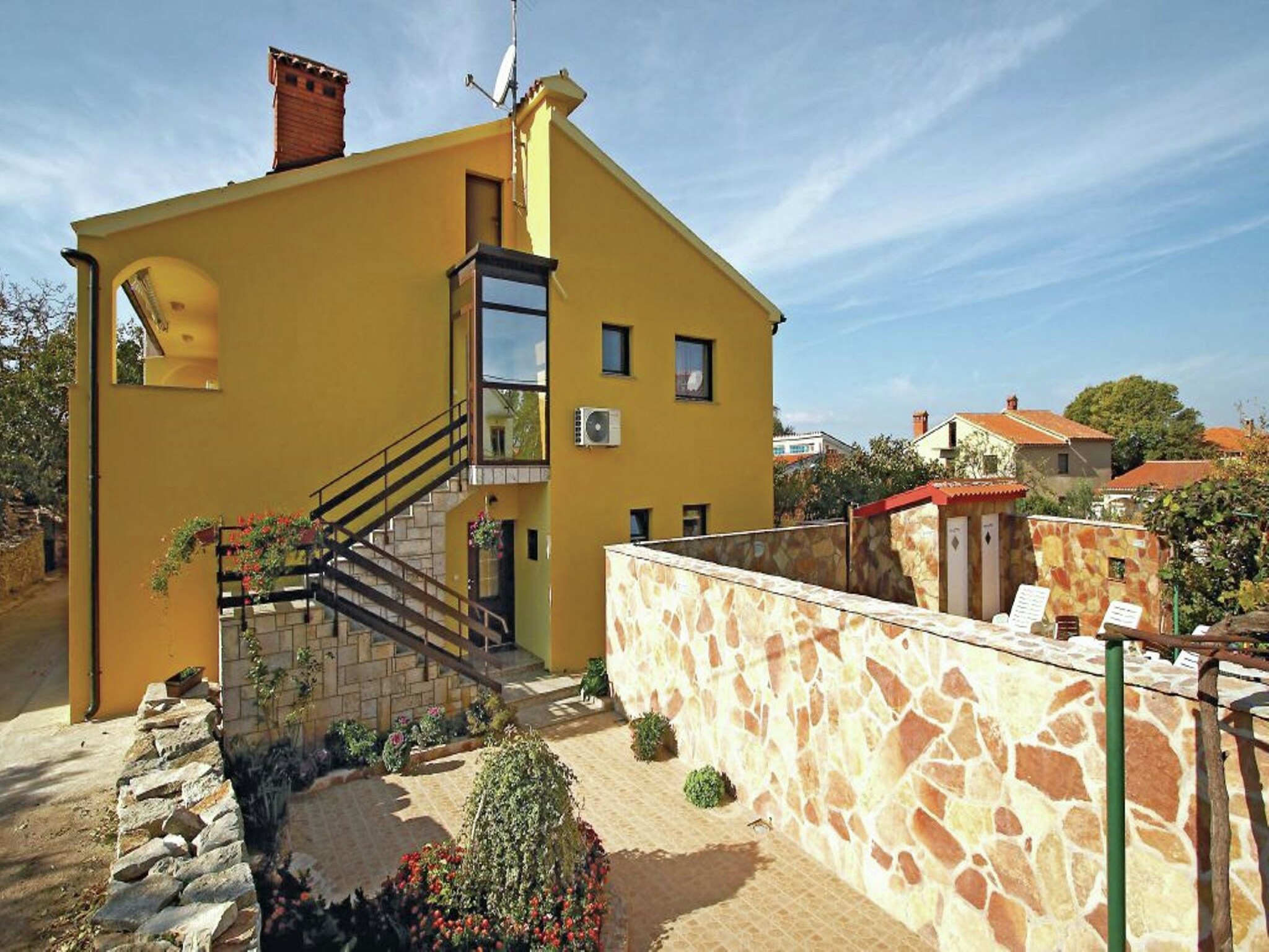 Apartment with balcony in Peroj, 1 km from the beach and 3 km from Fazana