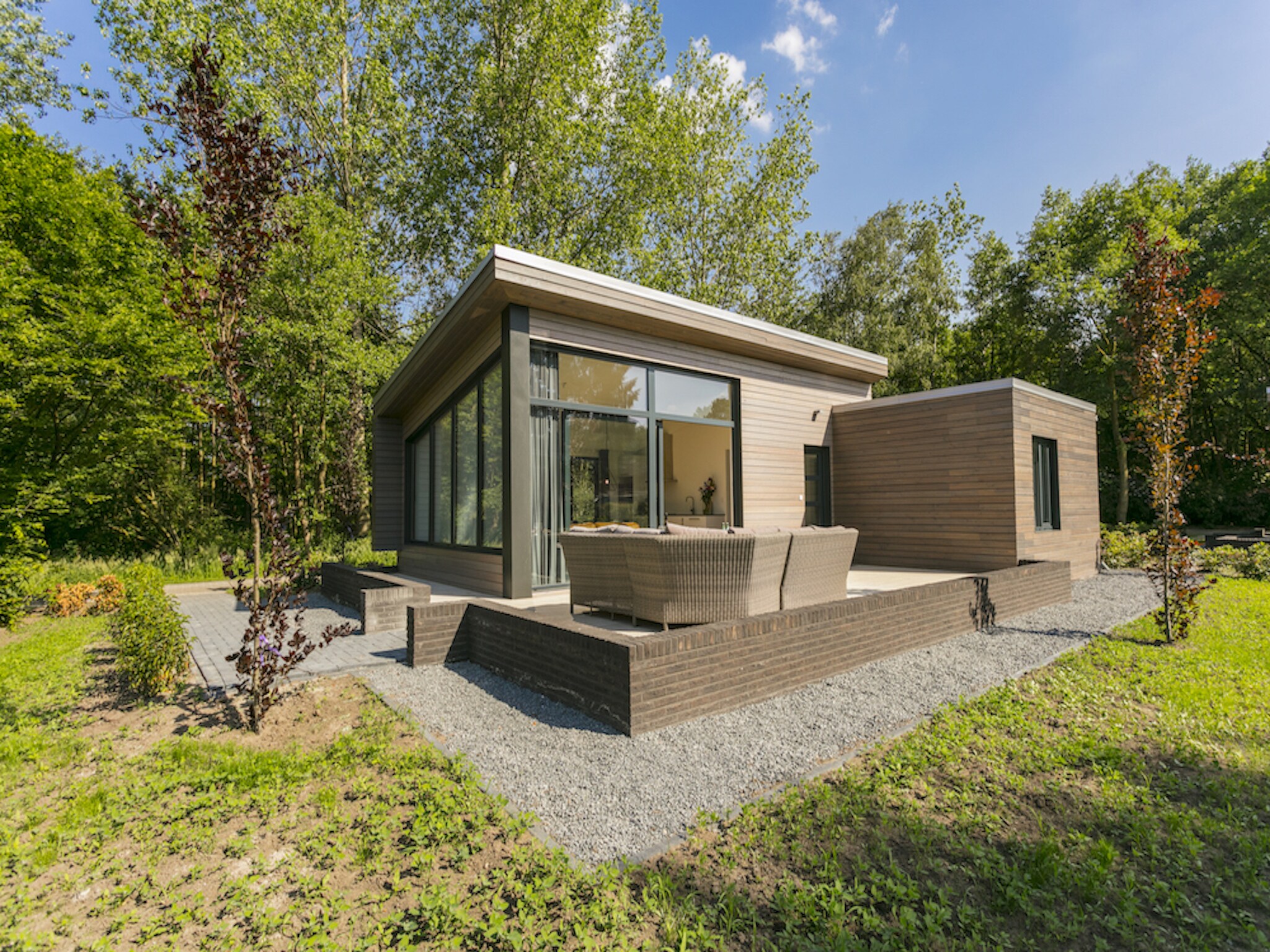 Modernly furnished chalet with a dishwasher, near Almelo