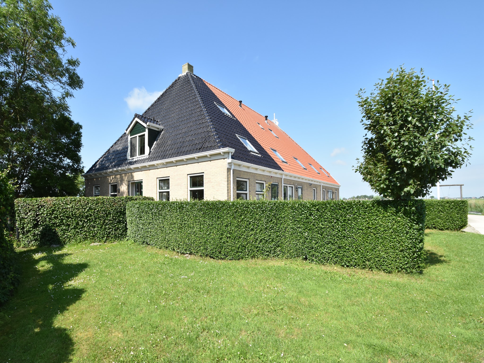 Apartment for 16 persons approx. 250 m2
