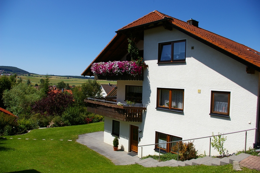 Apartment for 4 persons in Burladingen, Swabia (Swabian Baden-Württemberg)<BR>2 bedrooms, 1 bathroomm2