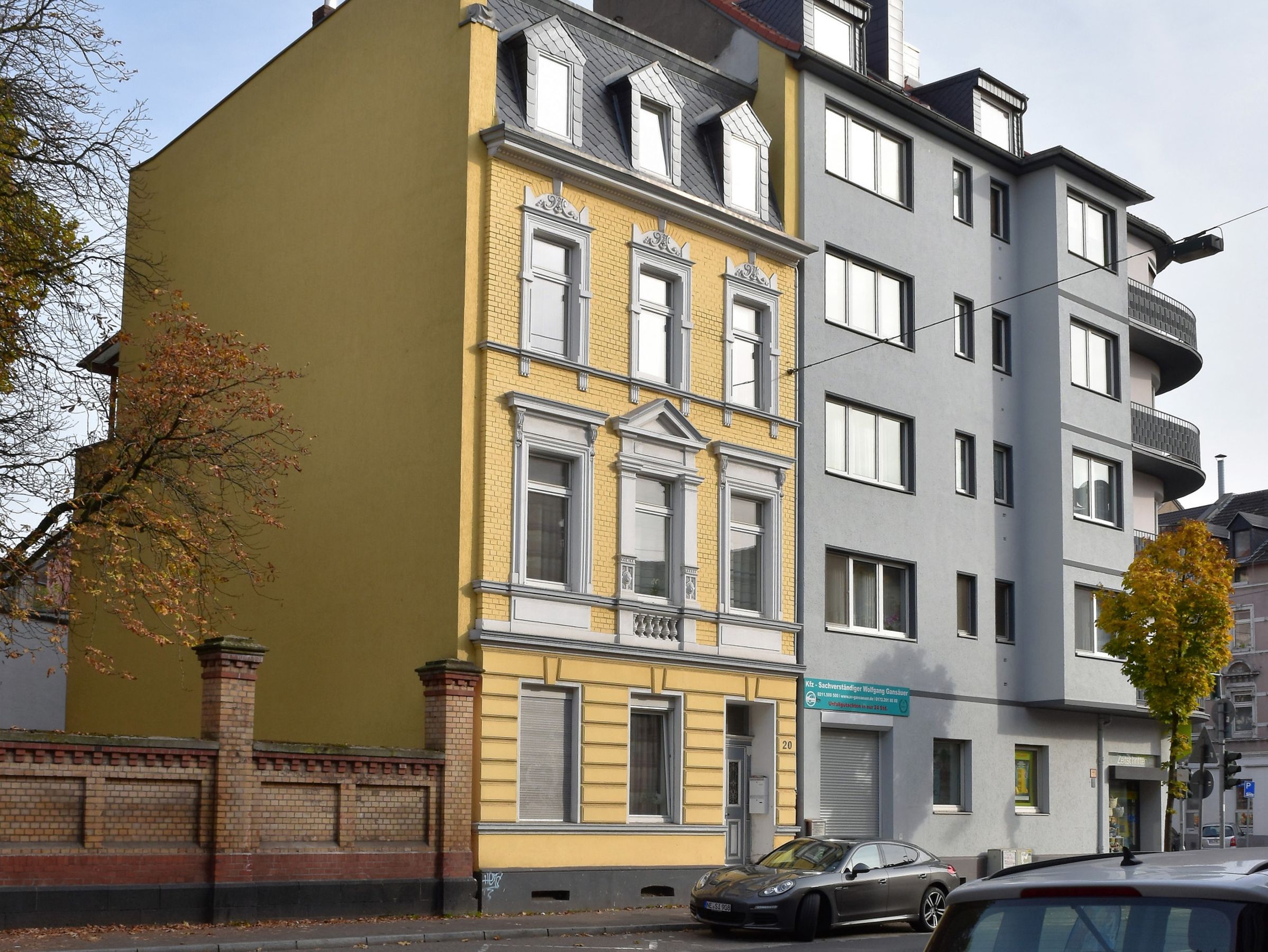 Apartment for 4 persons in Düsseldorf, Lower Rhine<BR>2 bedrooms, TV, satellite TV, dishwasherm2