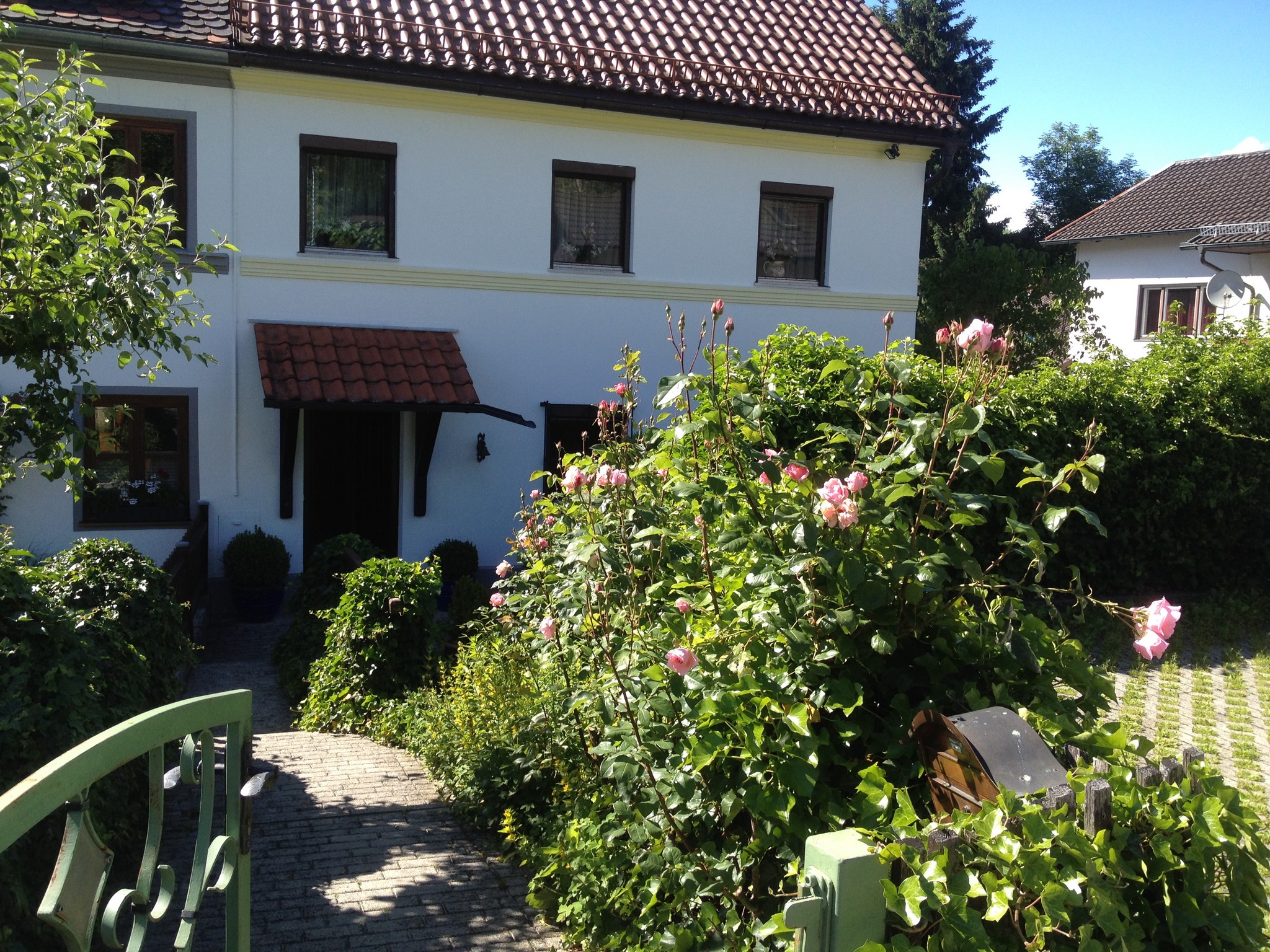 Apartment for 4 persons in Altötting, Bavaria (Upper Bavaria)<BR>2 bedrooms, satellite TV, lake 8 kmm2