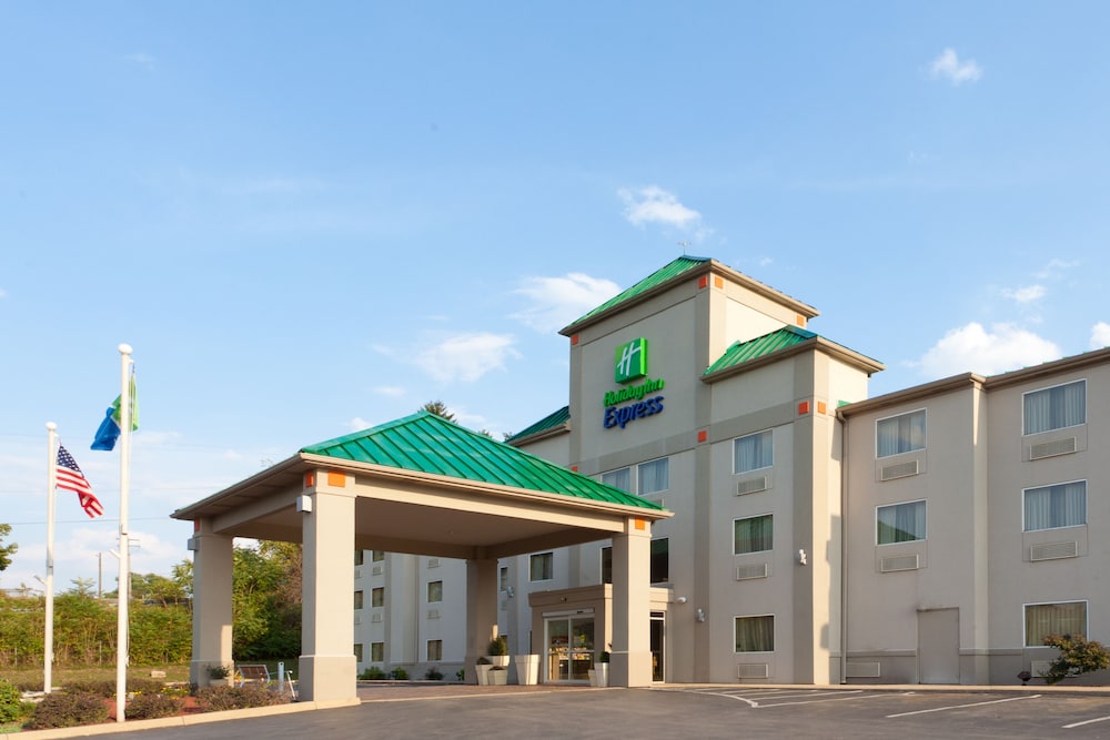 Holiday Inn Express Irwin (PA TPK Exit 67)