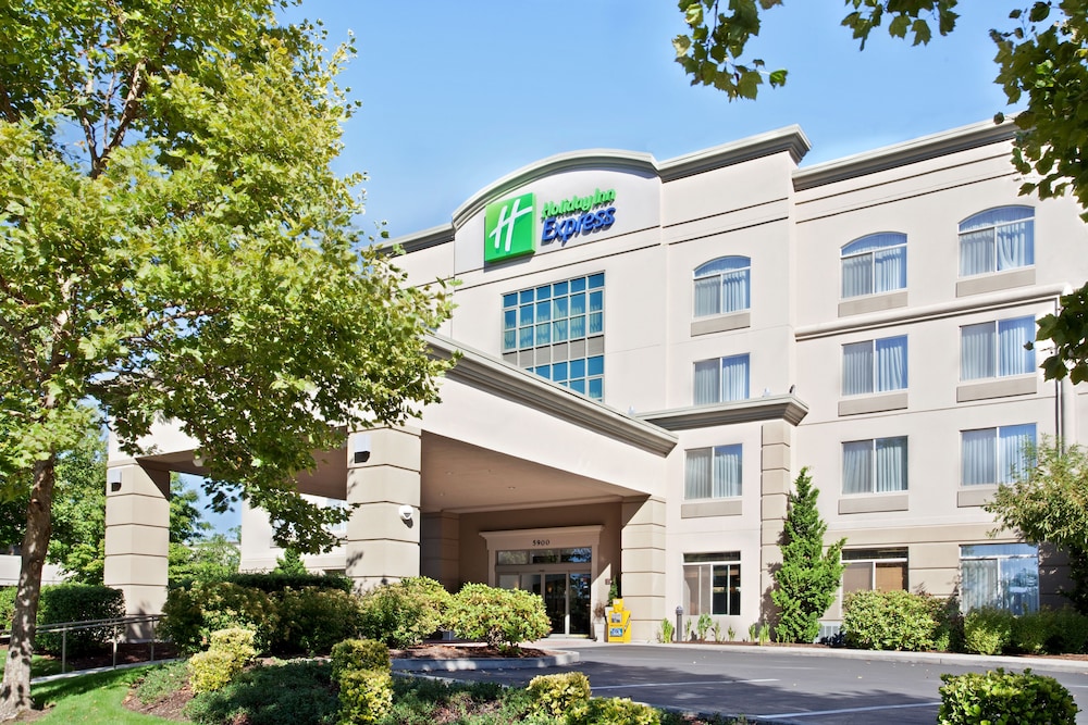 Holiday Inn Express - Hillsboro