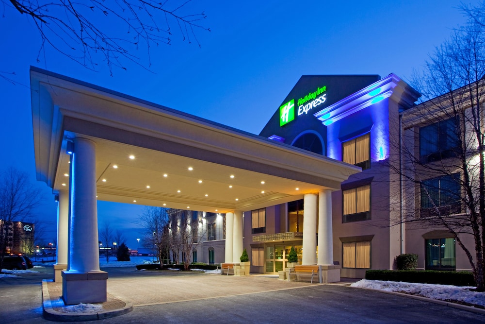 Holiday Inn Express And Suites
