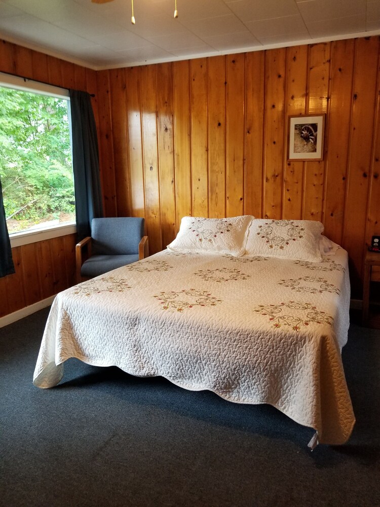 Little River Motel