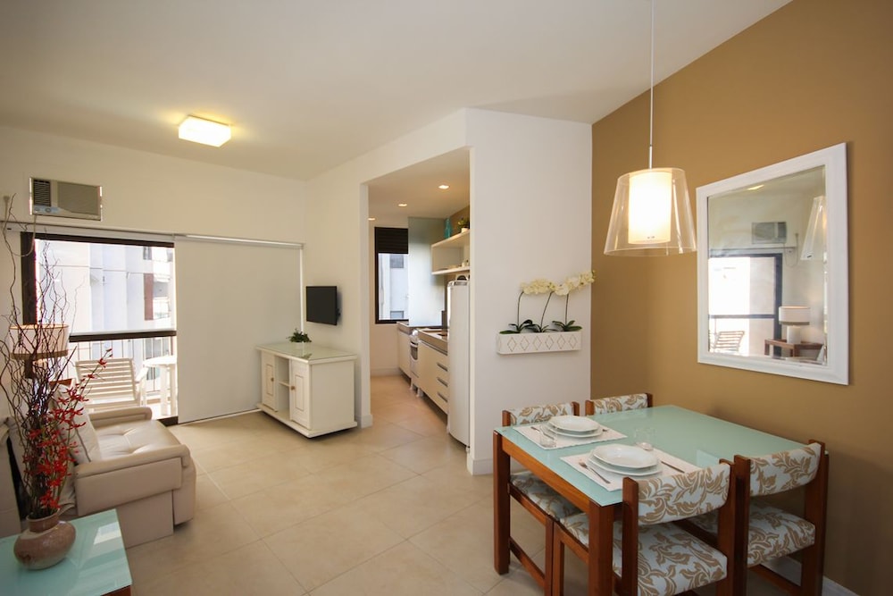 Mc Flats The Claridge Residence Service