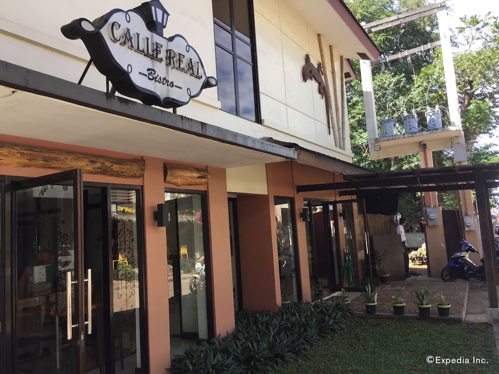 Coron Ecolodge