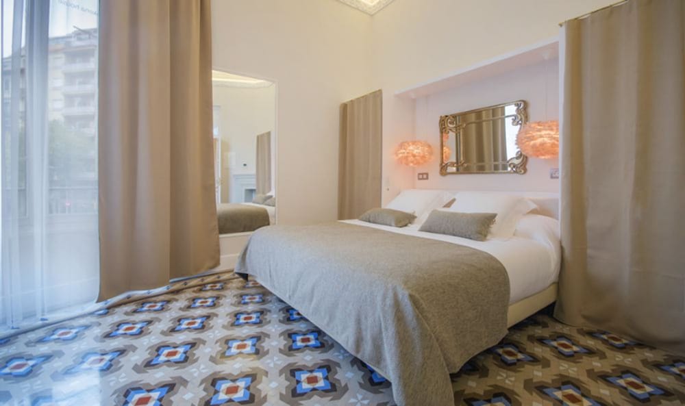 Anakena House Modernist Bed and Breakfast