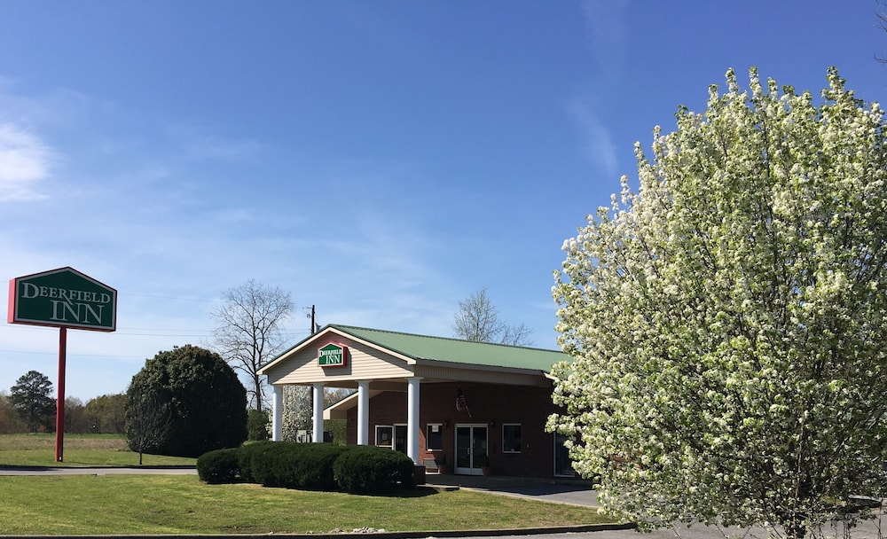 Deerfield Inn and Suites