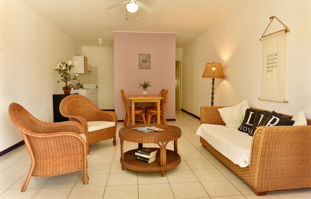 Pega Pega Apartments