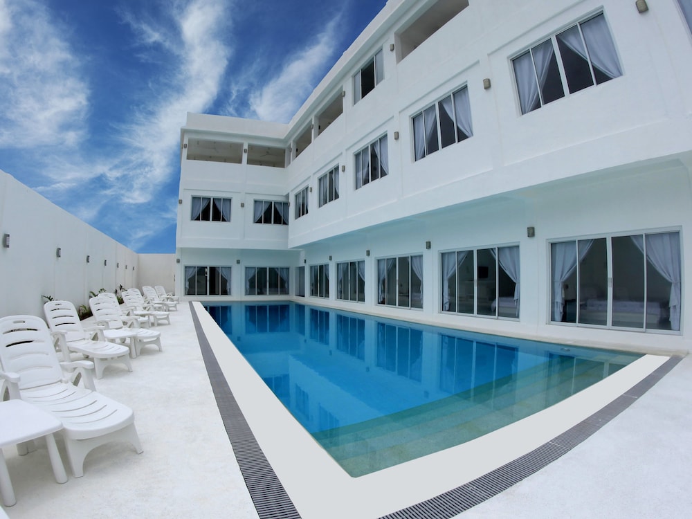 Bluewave Hotel