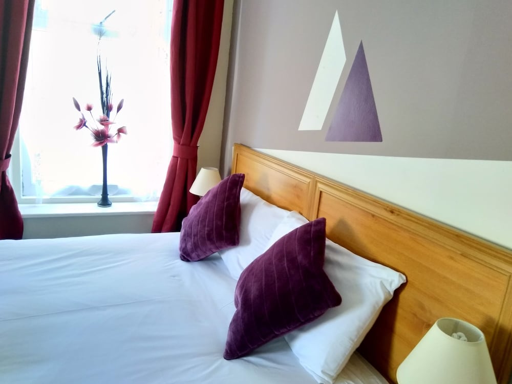 Ringbane House Hotel Blackpool B&B