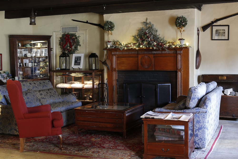 Delamater Inn