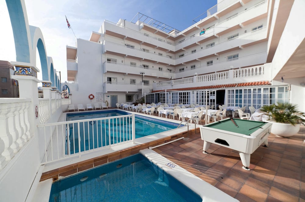 Hotel Apartamentos Lux Mar