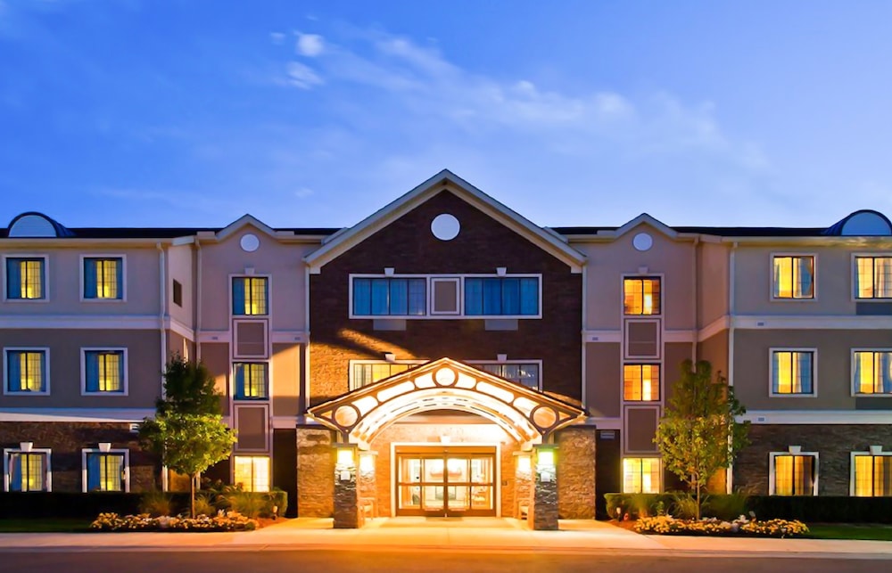 Staybridge Suites Detroit Novi