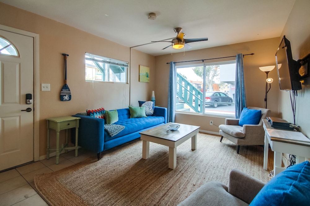 Cohasset Condo 1