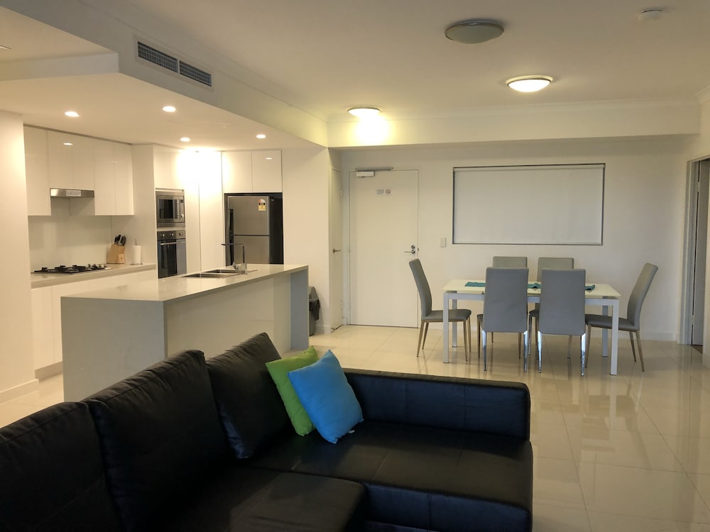 Four bedrooms Apartment