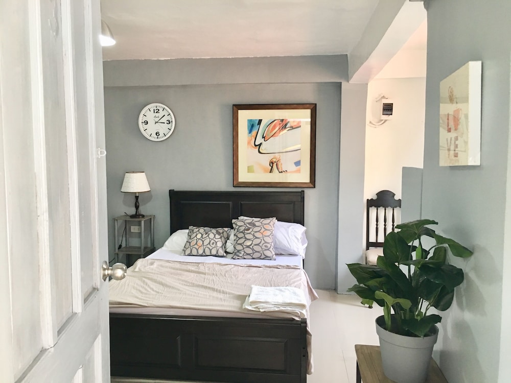 Lalyn's Room in Quezon City