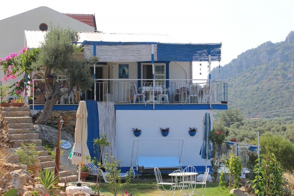 Gölge Pansiyon