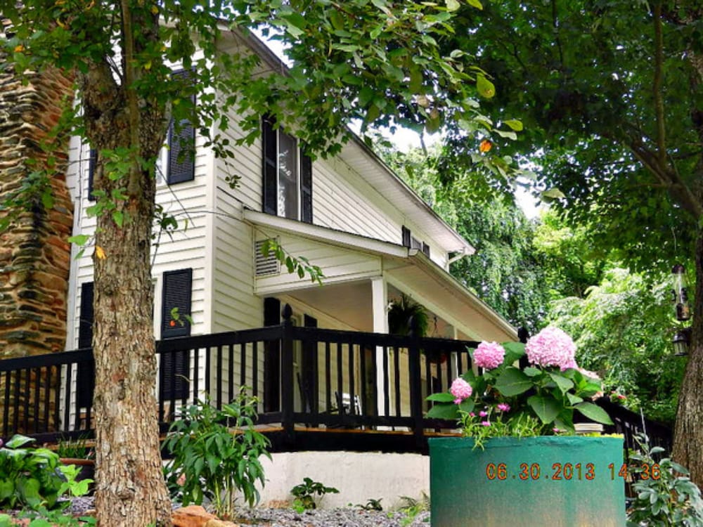 Stoney Fork Bed and Breakfast