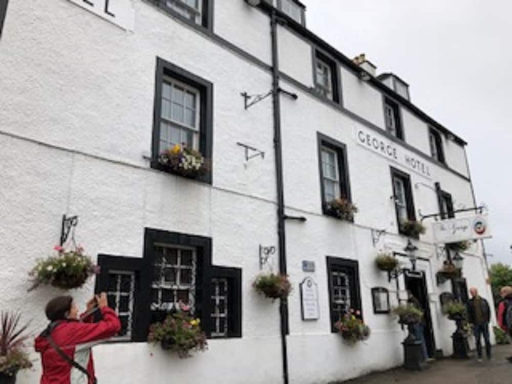 The George Hotel