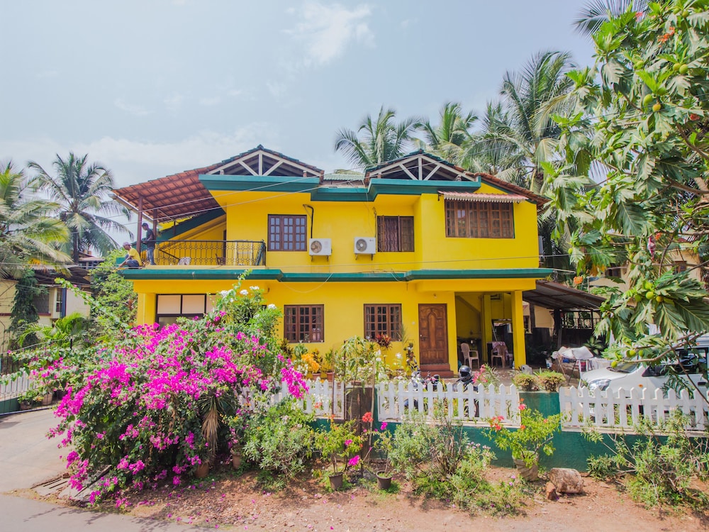 OYO 12666 Home Comfortable Studio Chogum Road