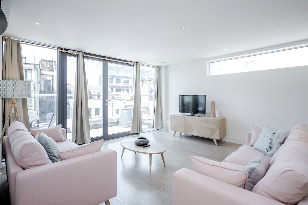 Stayo Berwick Street