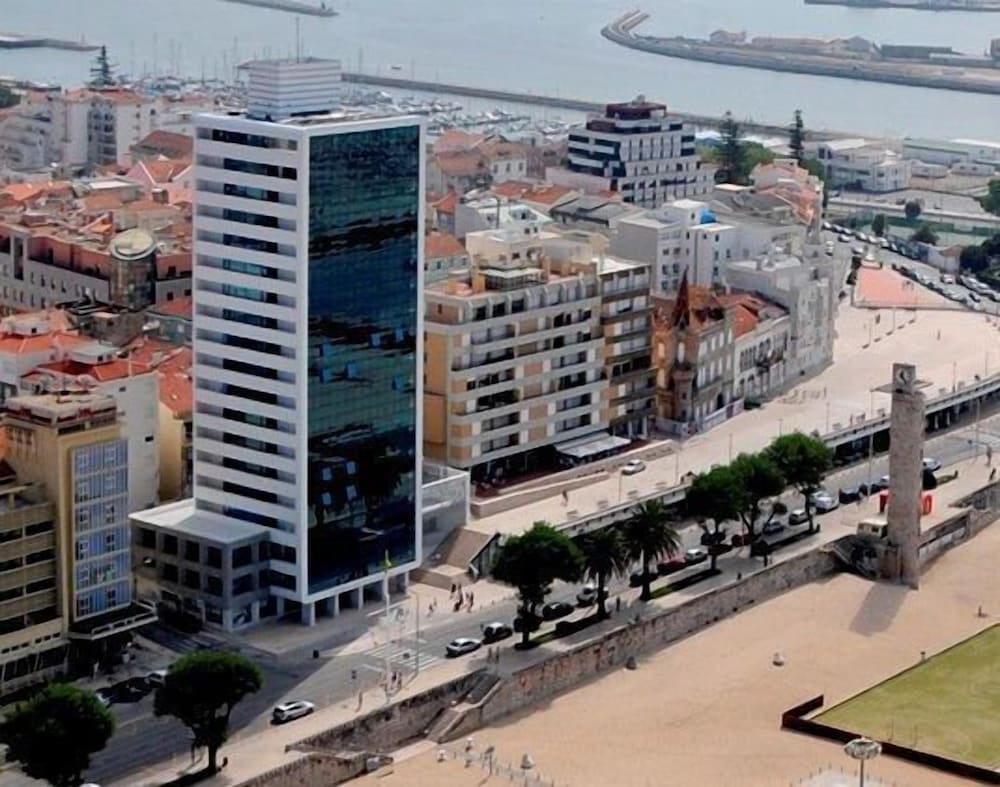 Sweet Atlantic Hotel & Spa