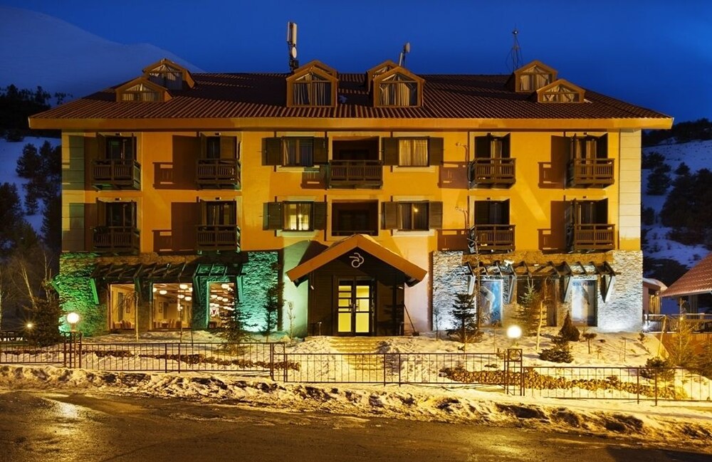 Dedeman Erzurum Palandöken Ski Lodge