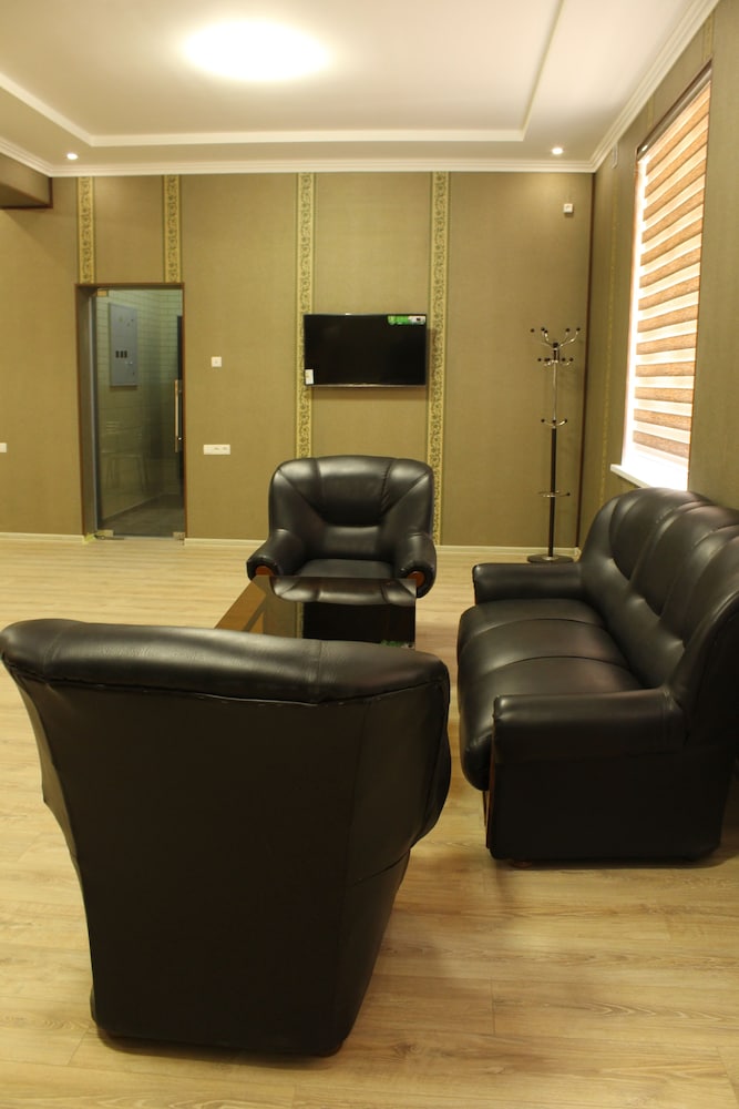 Buxoroi Sharif Guest House