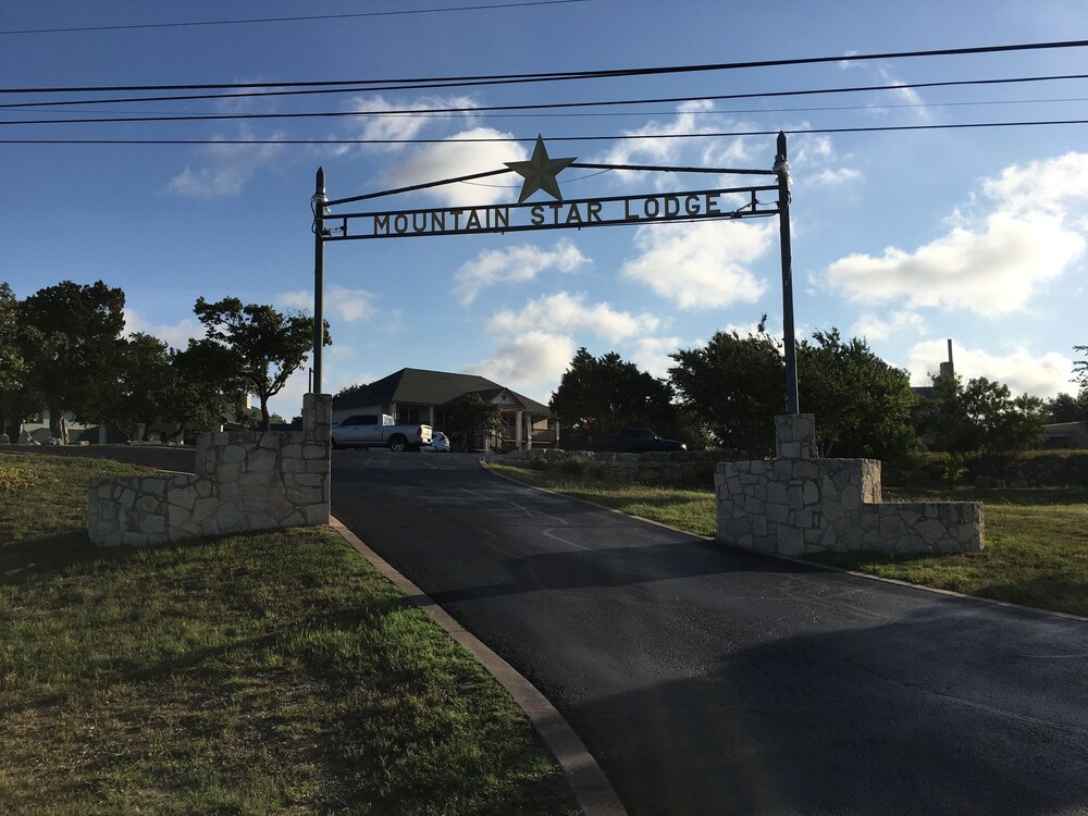 Mountain Star Lodge